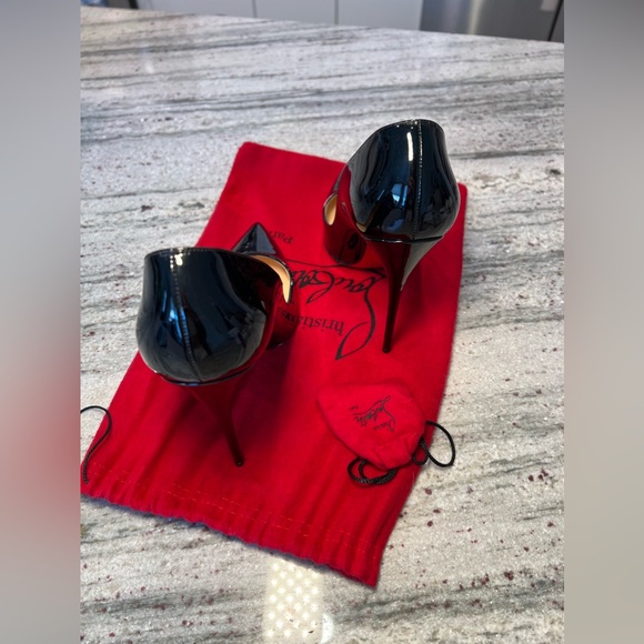 Christian Louboutin Red Bottoms ‘So Kate’ - Picture 5 of 6